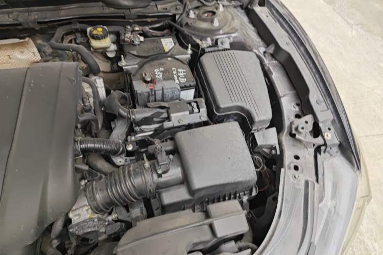 Used Mazda Atenza 2014 2.5L Blue Sky Prestige Edition Engine Bay Left