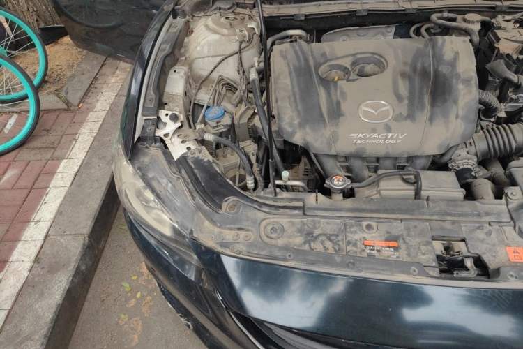 Used Mazda Atenza 2014 2.0L Blue Sky Fashion Edition Engine Bay Right