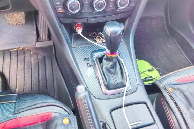 Used Mazda Atenza 2014 2.0L Blue Sky Luxury Edition Gear Lever