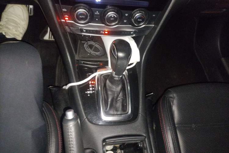 Used Mazda Atenza 2014 2.5L Blue Sky Prestige Edition Gear Lever