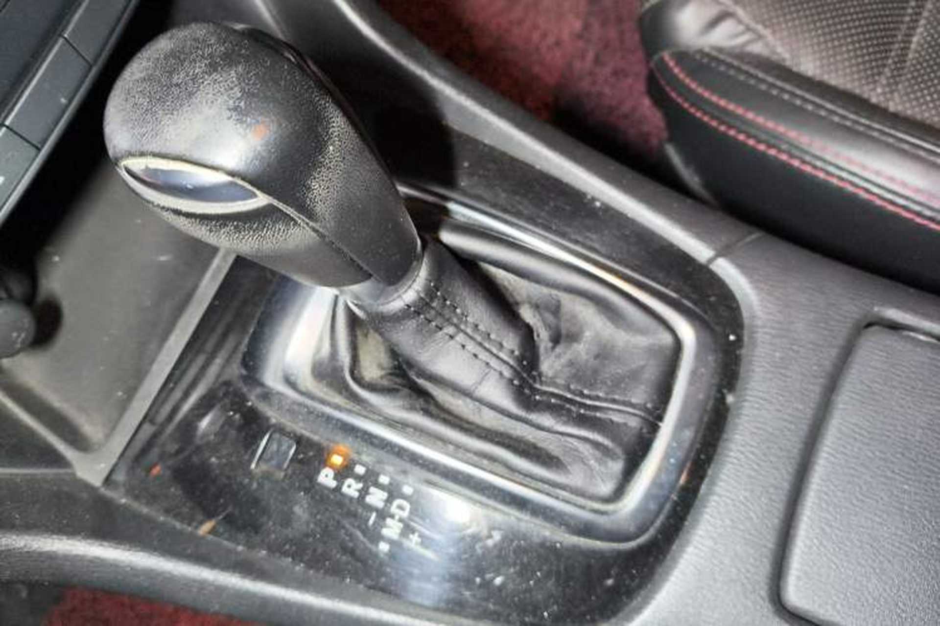 Used Mazda Atenza 2014 2.0L Blue Sky Luxury Edition Gear Lever