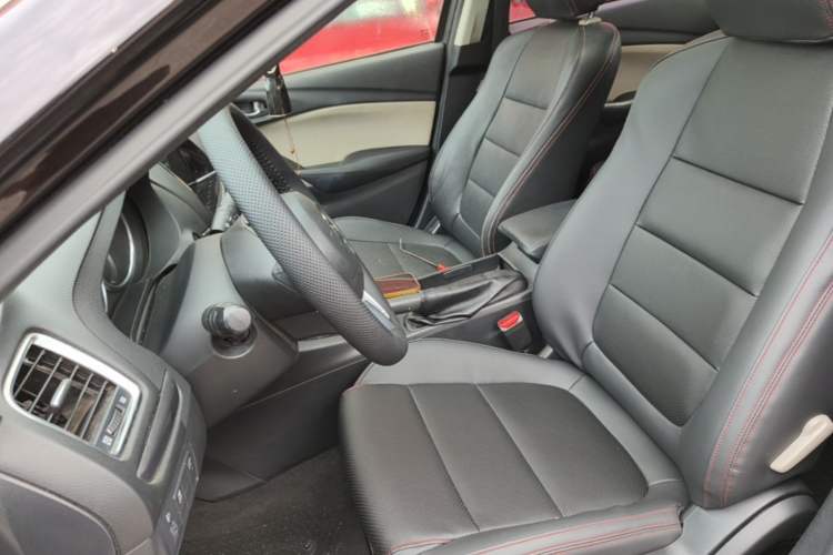 Used Mazda Atenza 2014 2.0L Blue Sky Fashion Edition Left Front Seat