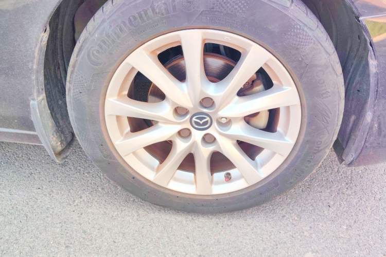 Used Mazda Atenza 2014 2.0L Blue Sky Luxury Edition Right Front Wheel Hub