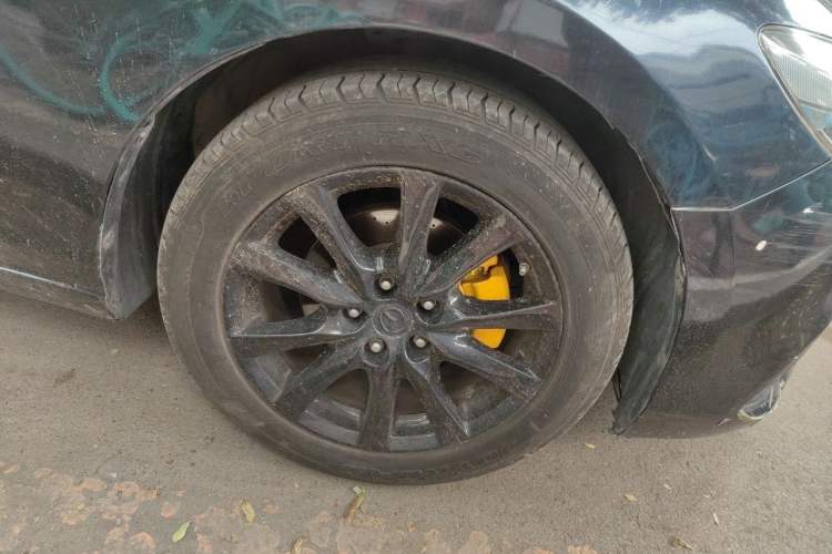 Used Mazda Atenza 2014 2.0L Blue Sky Fashion Edition Right Front Wheel Hub