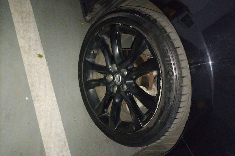 Used Mazda Atenza 2014 2.5L Blue Sky Prestige Edition Right Front Wheel Hub