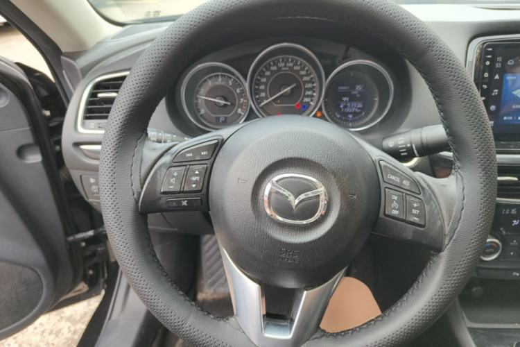 Used Mazda Atenza 2014 2.0L Blue Sky Fashion Edition Steering Wheel