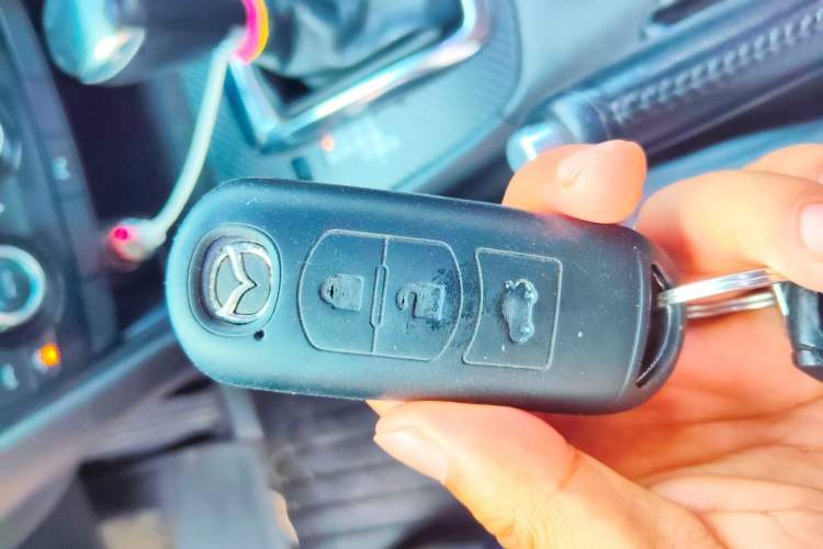 Used Mazda Atenza 2014 2.0L Blue Sky Luxury Edition Vehicle Key