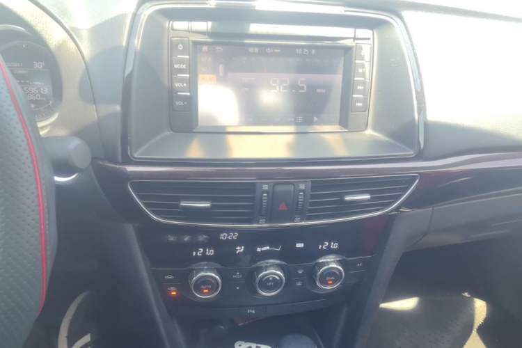 Used Mazda Atenza 2014 2.0L Blue Sky Luxury Edition Audio And AC Panel
