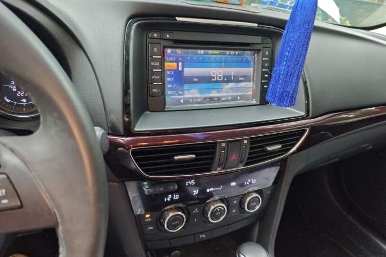 Used Mazda Atenza 2014 2.0L Blue Sky Luxury Edition Audio And AC Panel