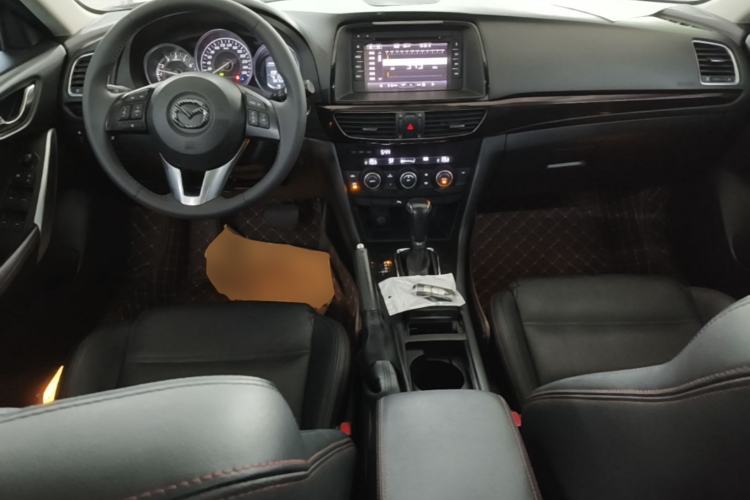 Used Mazda Atenza 2014 2.0L Blue Sky Luxury Edition Center Console