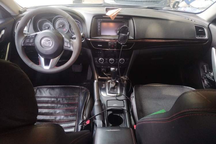 Used Mazda Atenza 2014 2.5L Blue Sky Prestige Edition Center Console