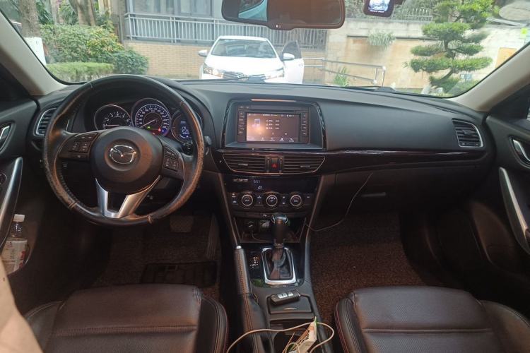 Used Mazda Atenza 2014 2.0L Blue Sky Luxury Edition Center Console