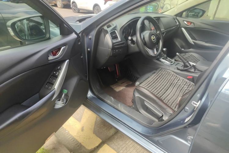Used Mazda Atenza 2014 2.0L Blue Sky Fashion Edition Driver Seat