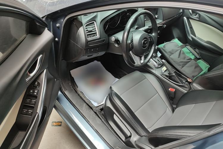 Used Mazda Atenza 2014 2.0L Blue Sky Fashion Edition Driver Seat