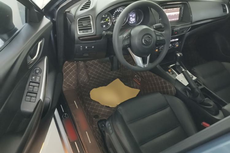 Used Mazda Atenza 2014 2.0L Blue Sky Luxury Edition Driver Seat