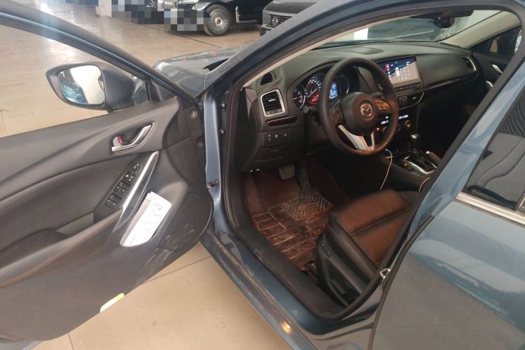Used Mazda Atenza 2014 2.0L Blue Sky Luxury Edition Driver Seat