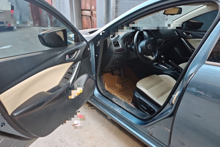Used Mazda Atenza 2014 2.0L Blue Sky Luxury Edition Driver Seat