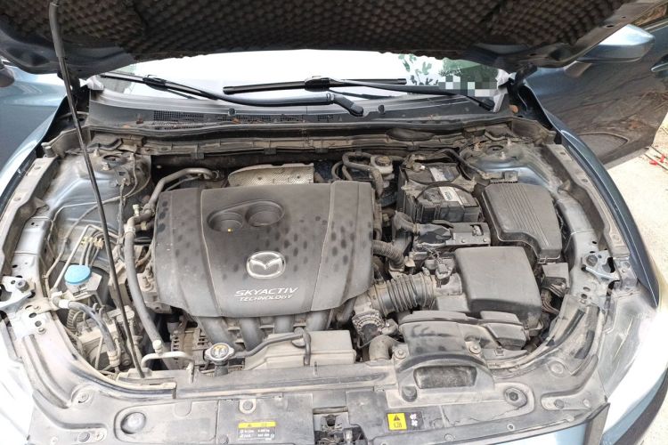 Used Mazda Atenza 2014 2.0L Blue Sky Luxury Edition Engine Bay