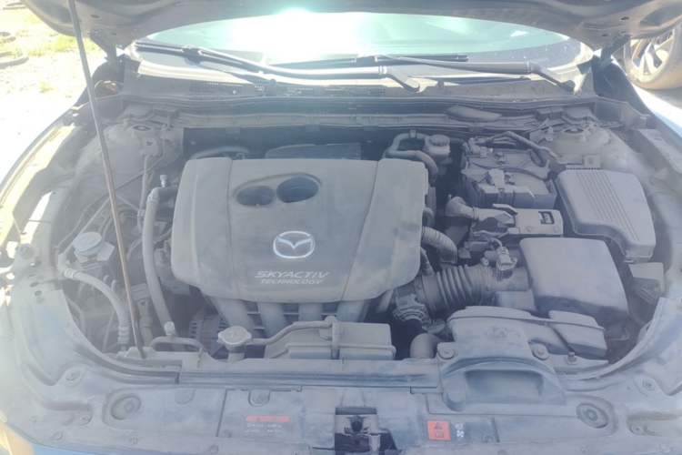 Used Mazda Atenza 2014 2.0L Blue Sky Luxury Edition Engine Bay