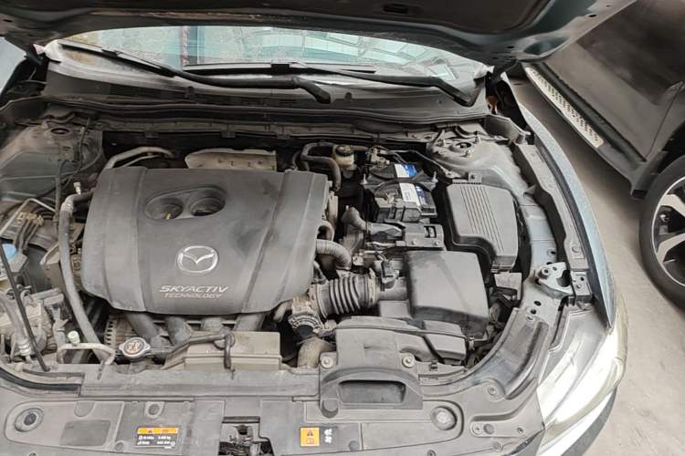 Used Mazda Atenza 2014 2.0L Blue Sky Fashion Edition Engine Bay Left