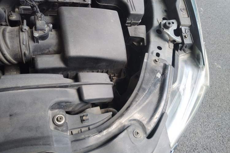 Used Mazda Atenza 2014 2.5L Blue Sky Prestige Edition Engine Bay Left
