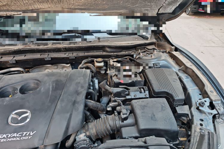 Used Mazda Atenza 2014 2.0L Blue Sky Luxury Edition Engine Bay Left
