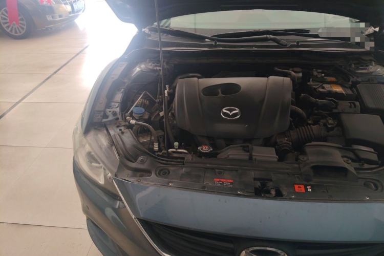 Used Mazda Atenza 2014 2.0L Blue Sky Luxury Edition Engine Bay Right