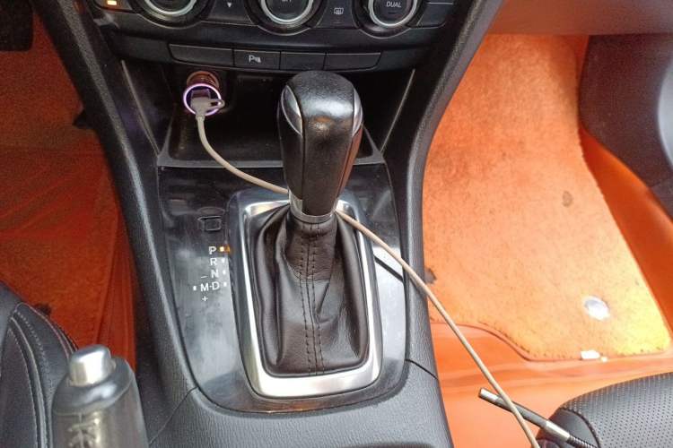 Used Mazda Atenza 2014 2.0L Blue Sky Luxury Edition Gear Lever