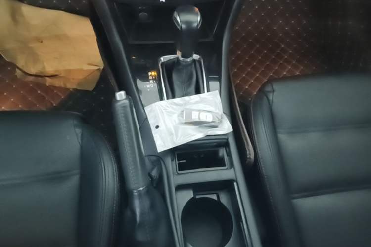 Used Mazda Atenza 2014 2.0L Blue Sky Luxury Edition Gear Lever