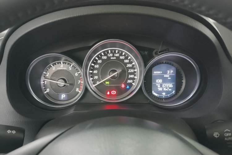 Used Mazda Atenza 2014 2.0L Blue Sky Luxury Edition Instrument Cluster