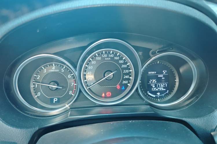 Used Mazda Atenza 2014 2.0L Blue Sky Luxury Edition Instrument Cluster