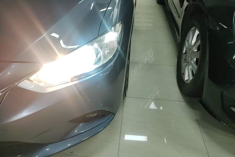 Used Mazda Atenza 2014 2.0L Blue Sky Luxury Edition Left Front Headlight
