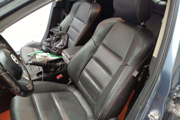 Used Mazda Atenza 2014 2.0L Blue Sky Luxury Edition Left Front Seat