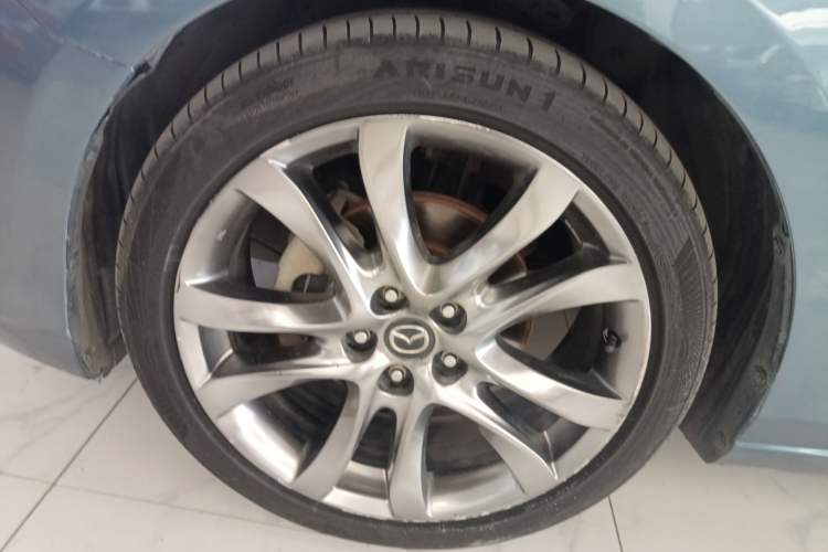 Used Mazda Atenza 2014 2.0L Blue Sky Luxury Edition Left Front Wheel Hub