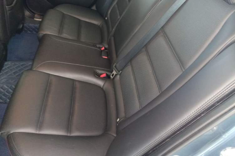 Used Mazda Atenza 2014 2.0L Blue Sky Luxury Edition Left Rear Seat