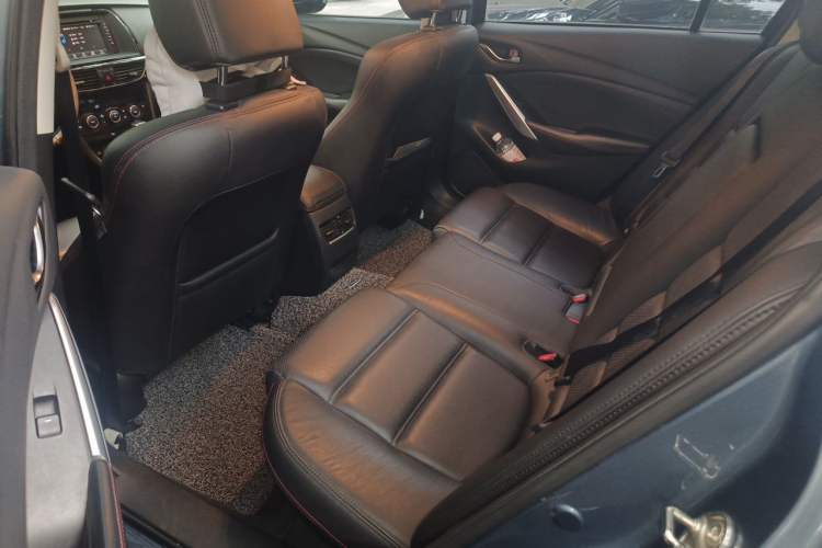 Used Mazda Atenza 2014 2.0L Blue Sky Luxury Edition Left Rear Seat
