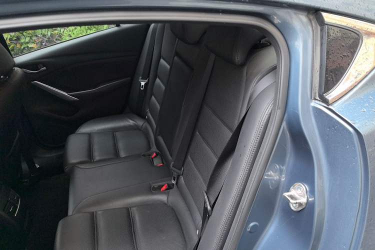 Used Mazda Atenza 2014 2.5L Blue Sky Prestige Edition Left Rear Seat
