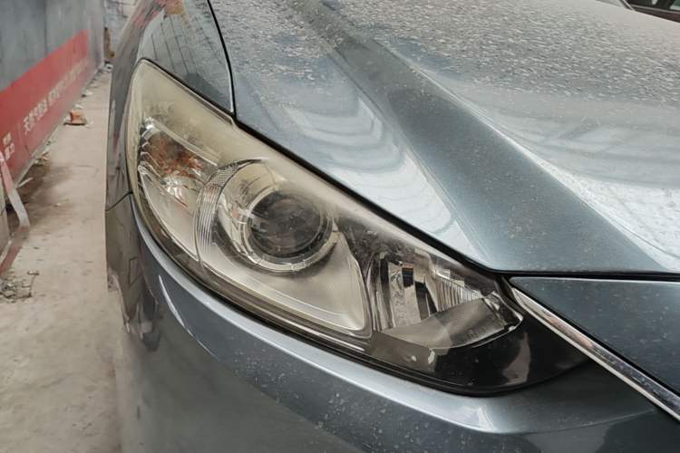 Used Mazda Atenza 2014 2.0L Blue Sky Fashion Edition Right Front Headlight