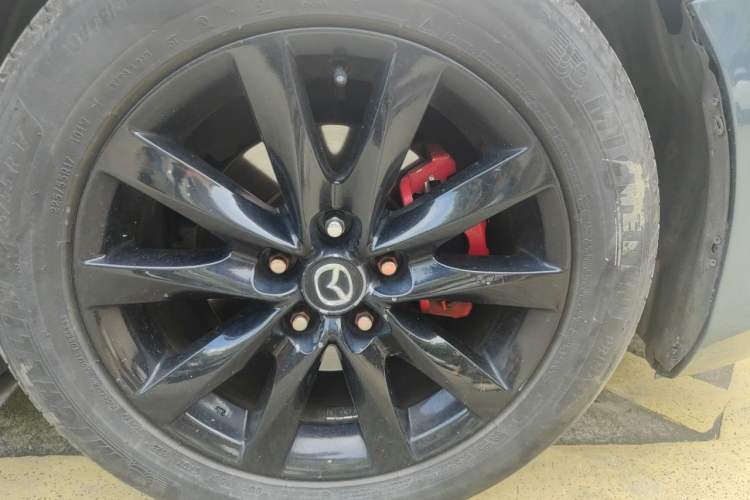 Used Mazda Atenza 2014 2.0L Blue Sky Fashion Edition Right Front Wheel Hub