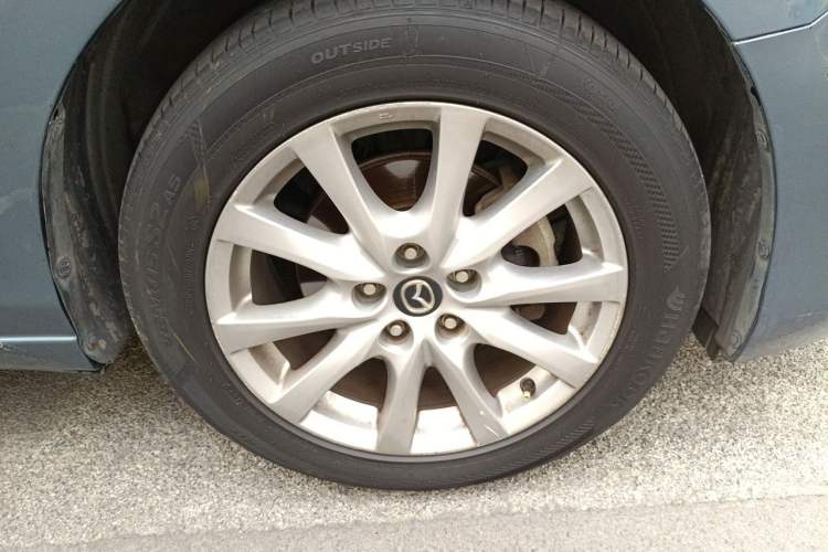 Used Mazda Atenza 2014 2.0L Blue Sky Luxury Edition Right Front Wheel Hub
