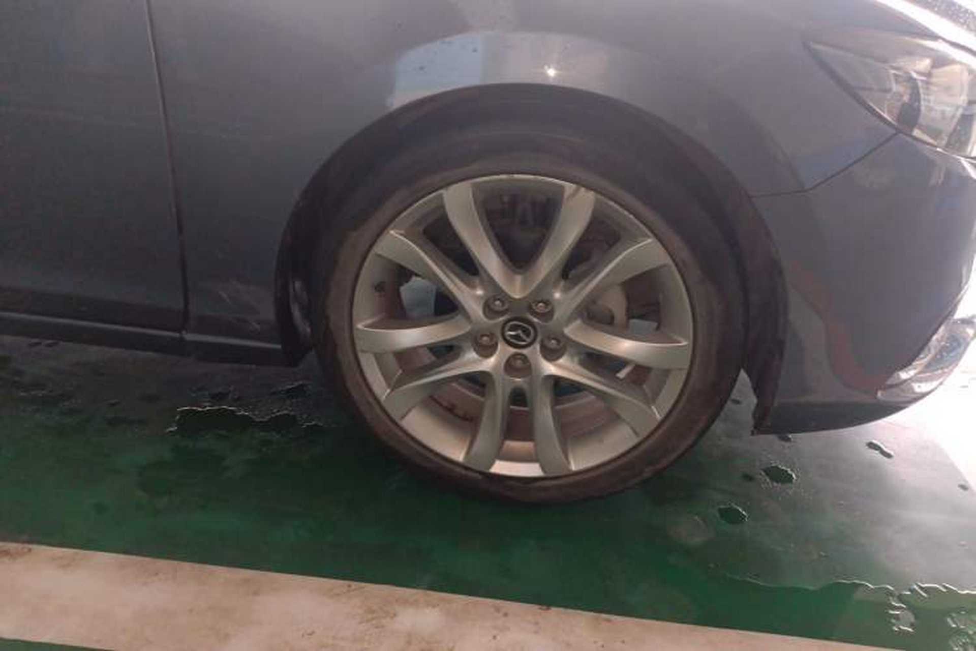 Used Mazda Atenza 2014 2.5L Blue Sky Prestige Edition Right Front Wheel Hub