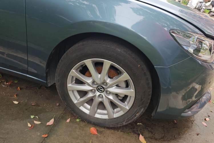 Used Mazda Atenza 2014 2.0L Blue Sky Luxury Edition Right Front Wheel Hub
