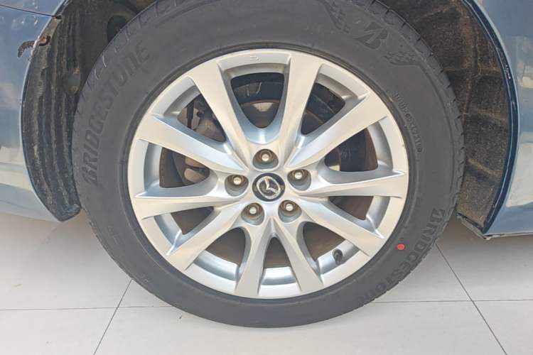 Used Mazda Atenza 2014 2.0L Blue Sky Luxury Edition Right Rear Wheel Hub