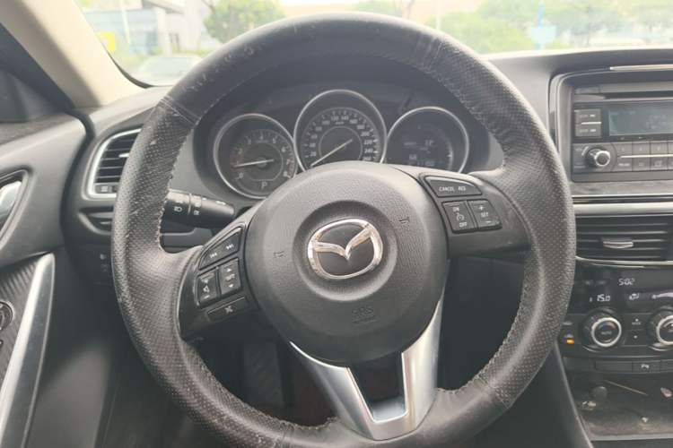 Used Mazda Atenza 2014 2.0L Blue Sky Fashion Edition Steering Wheel