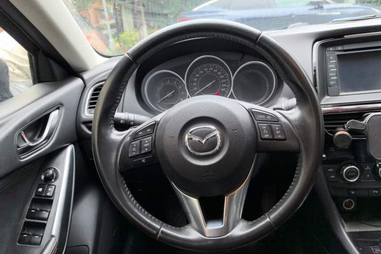 Used Mazda Atenza 2014 2.5L Blue Sky Prestige Edition Steering Wheel