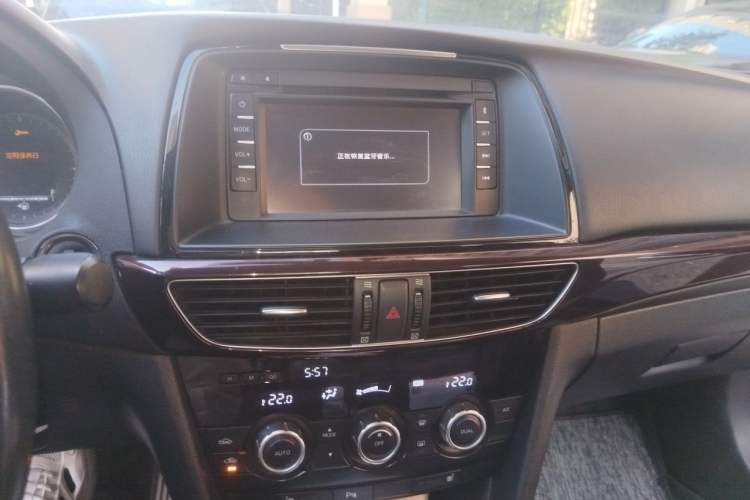 Used Mazda Atenza 2014 2.5L Sky Blue Supreme Edition Audio And AC Panel