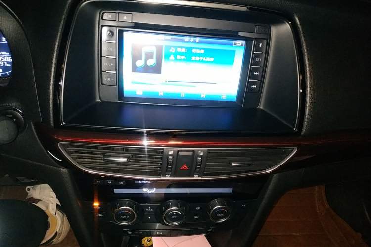 Used Mazda Atenza 2014 2.5L Blue Sky Prestige Edition Audio And AC Panel