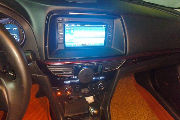 Used Mazda Atenza 2014 2.5L Blue Sky Prestige Edition Audio And AC Panel