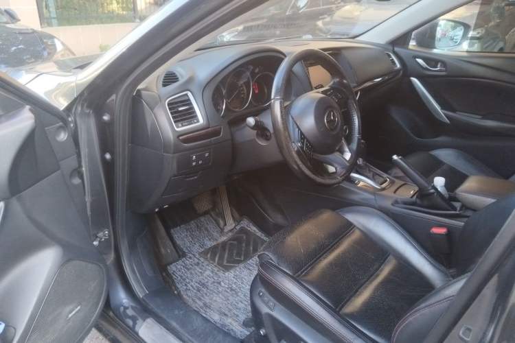 Used Mazda Atenza 2014 2.5L Sky Blue Supreme Edition Driver Seat