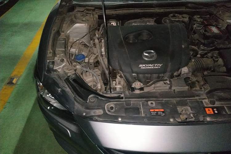 Used Mazda Atenza 2014 2.5L Blue Sky Prestige Edition Engine Bay Right